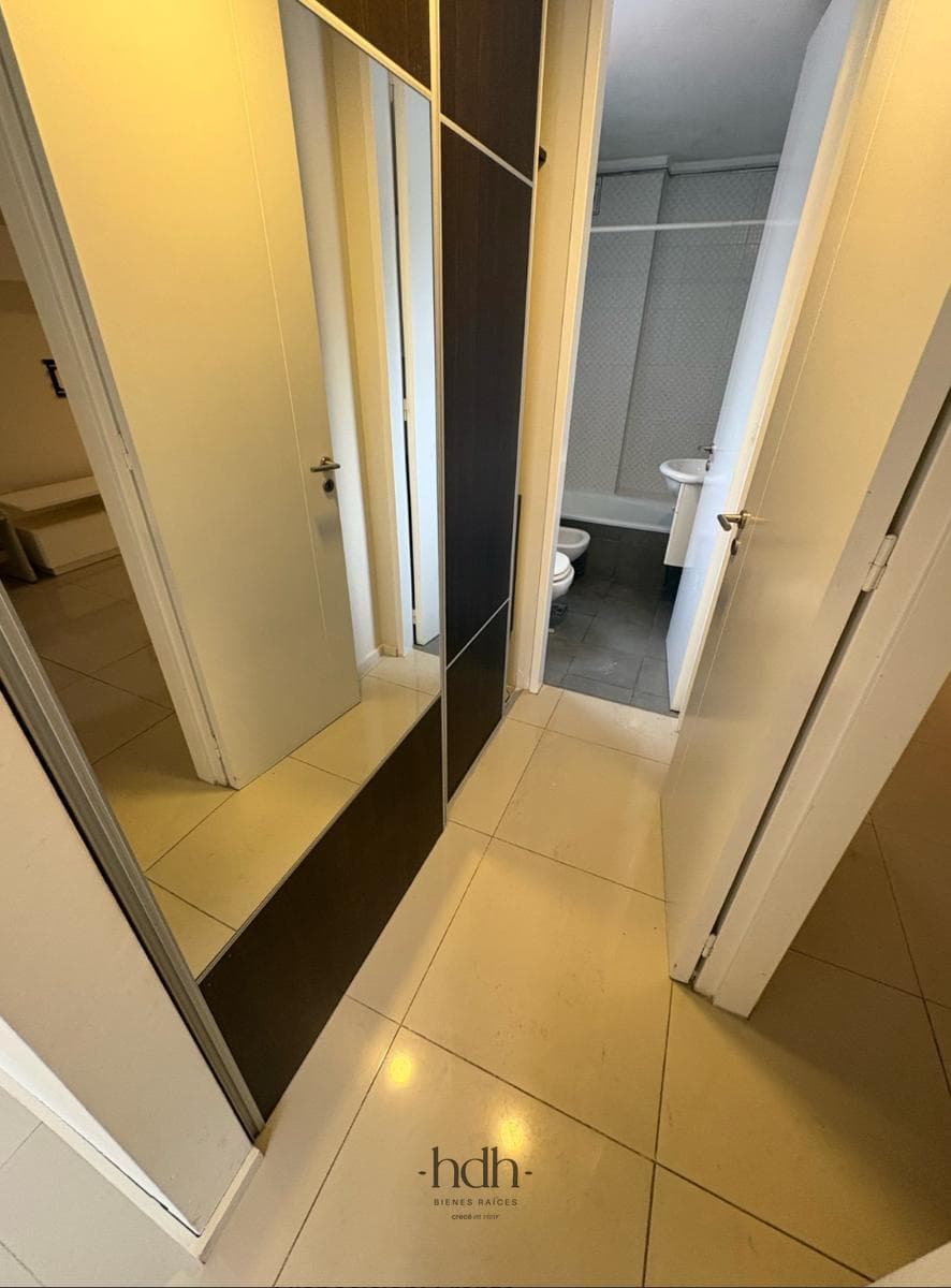 2-bedroom, 2-bathroom apartment for sale with a balcony and a new kitchen in Córdoba