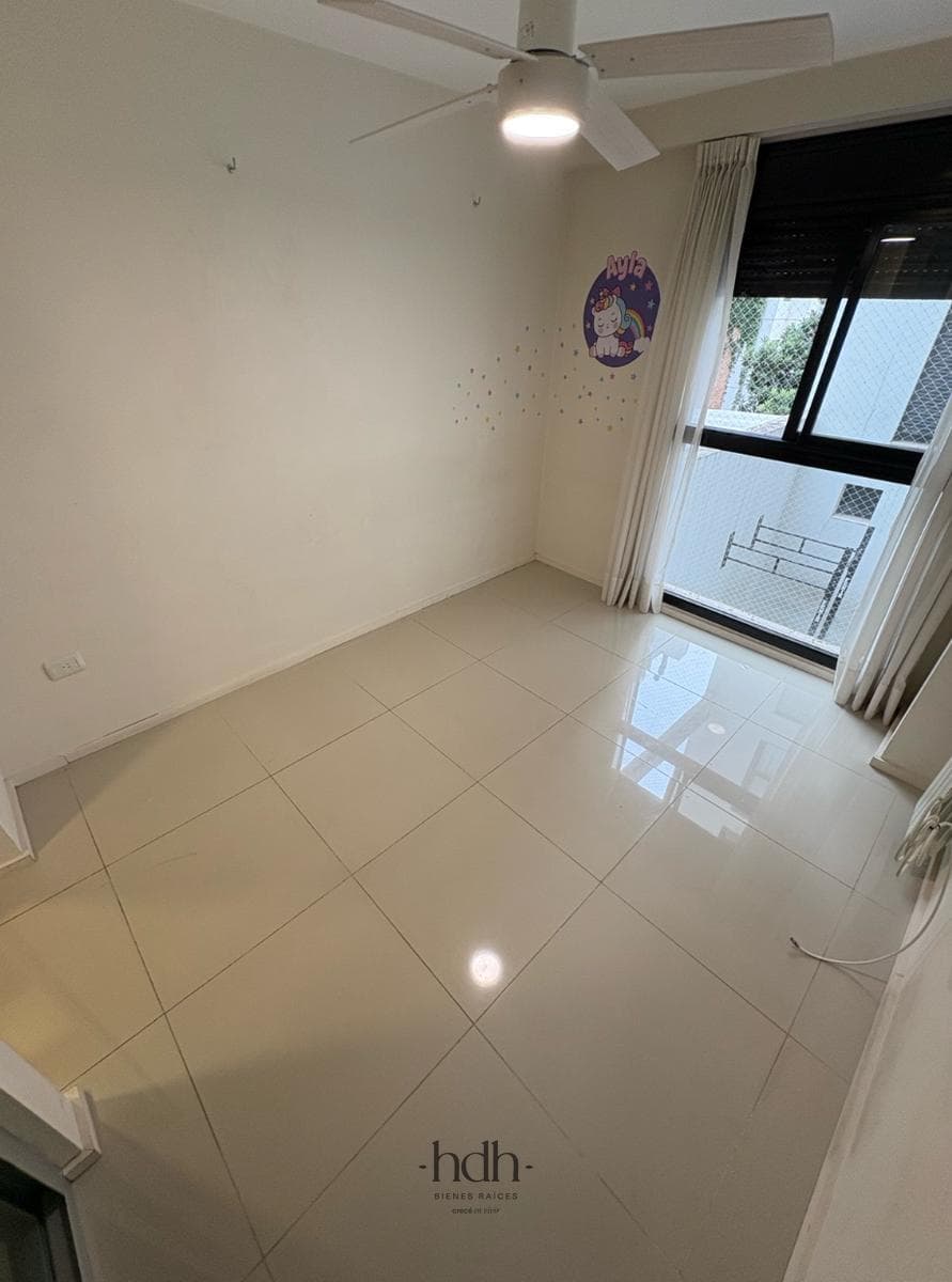 2-bedroom, 2-bathroom apartment for sale with a balcony and a new kitchen in Córdoba