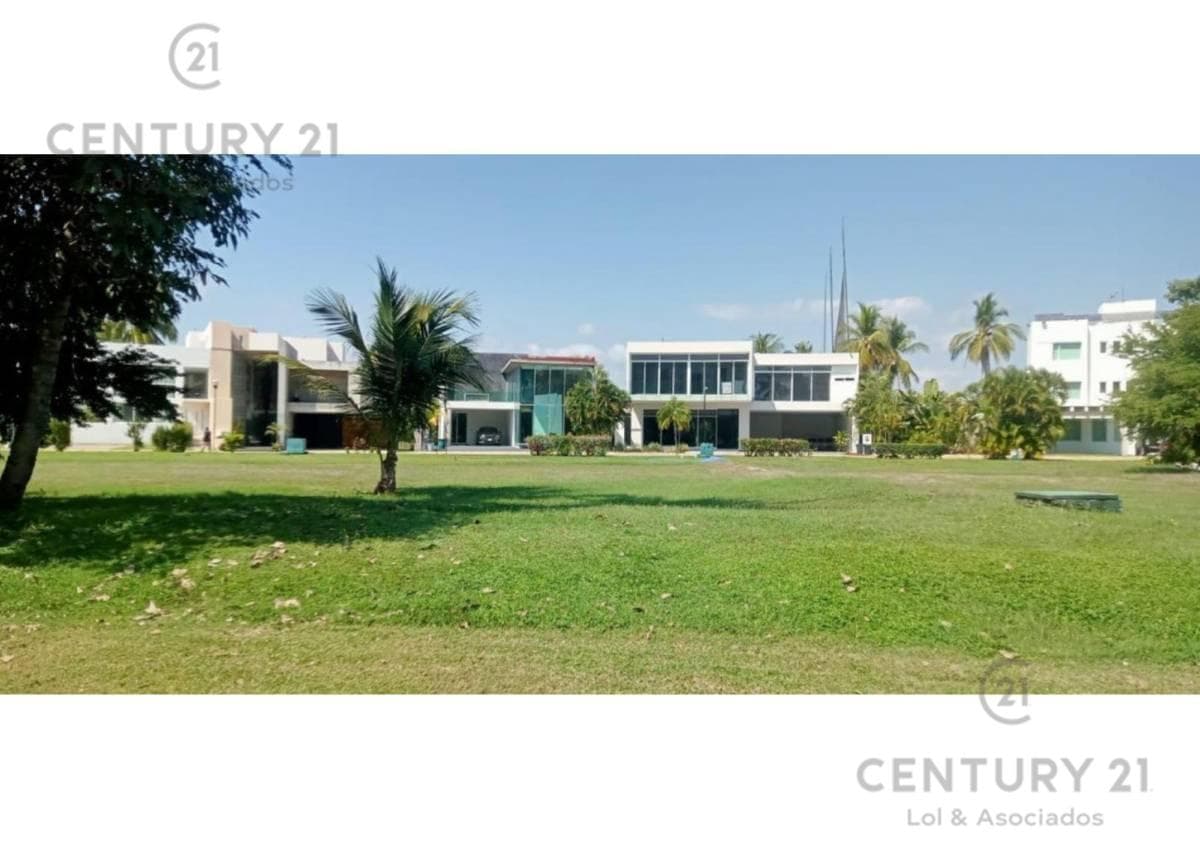 Residential Land for Sale Across from the Vidanta Golf Course in Playa Diamante
