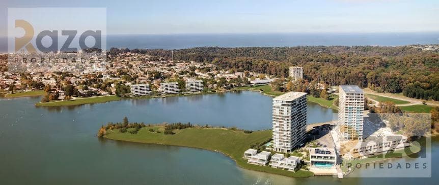 2-Bedroom Apartment for Sale in Parque Carrasco