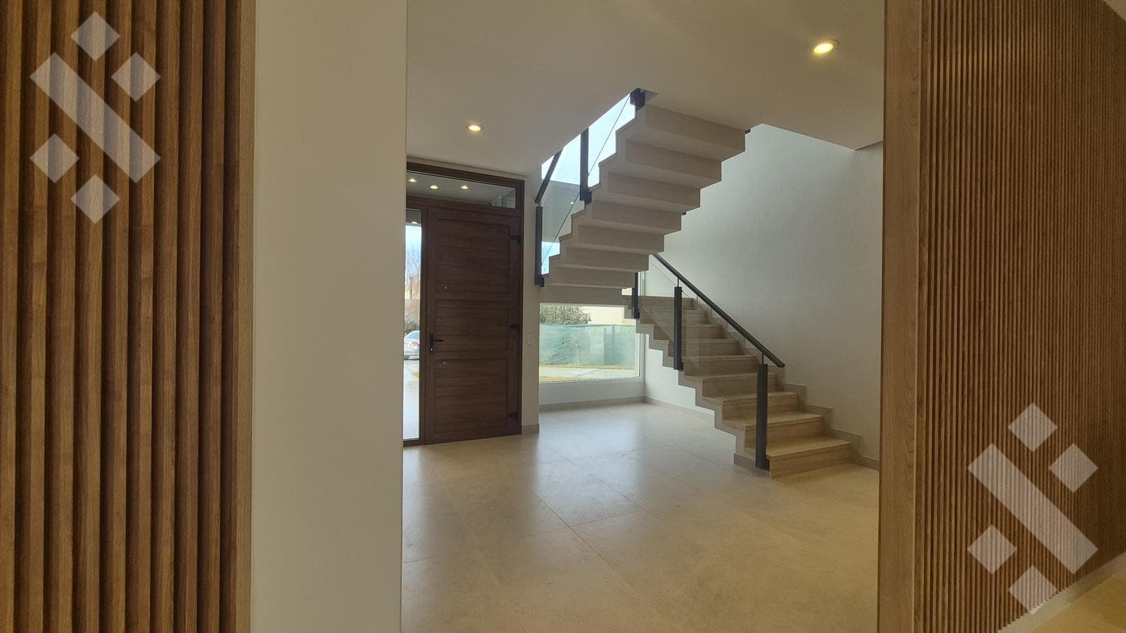 House for SALE, brand-new in the COSTA AZUL gated community. Cutting-edge design. Neuquén, capital city.
