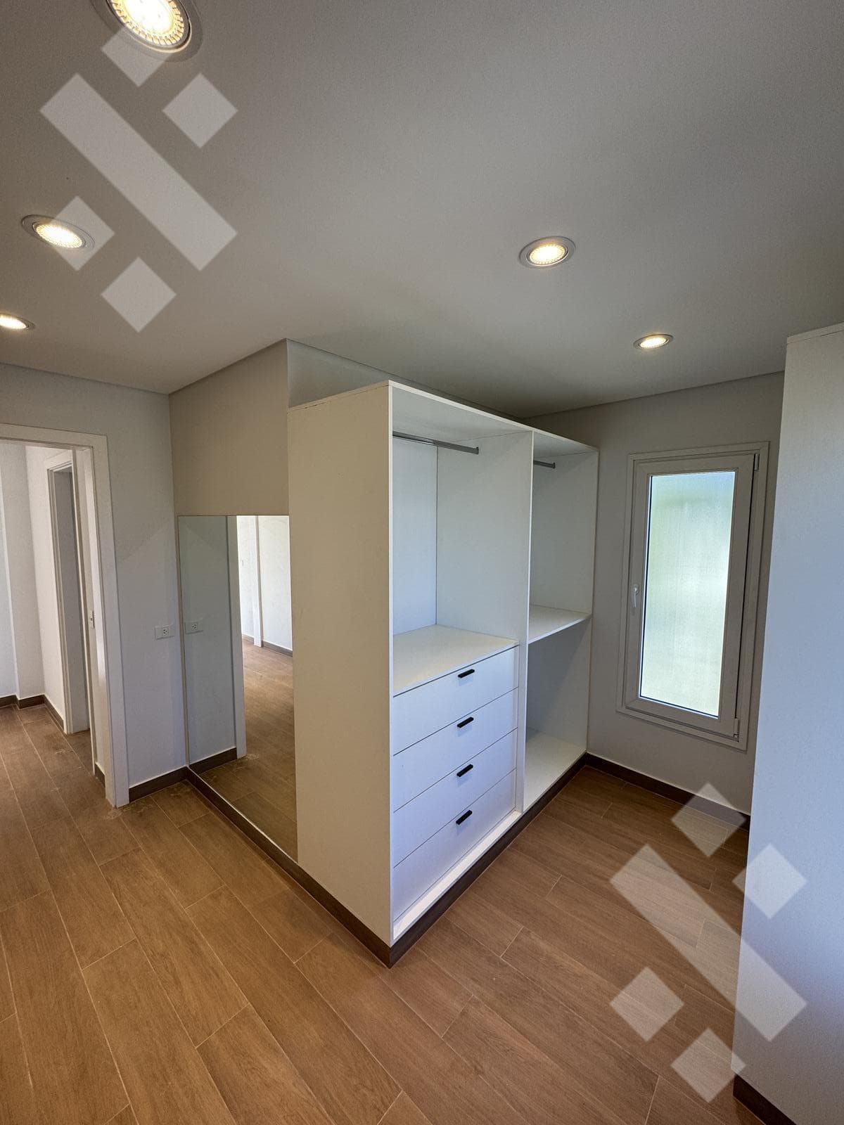House for SALE, brand-new in the COSTA AZUL gated community. Cutting-edge design. Neuquén, capital city.