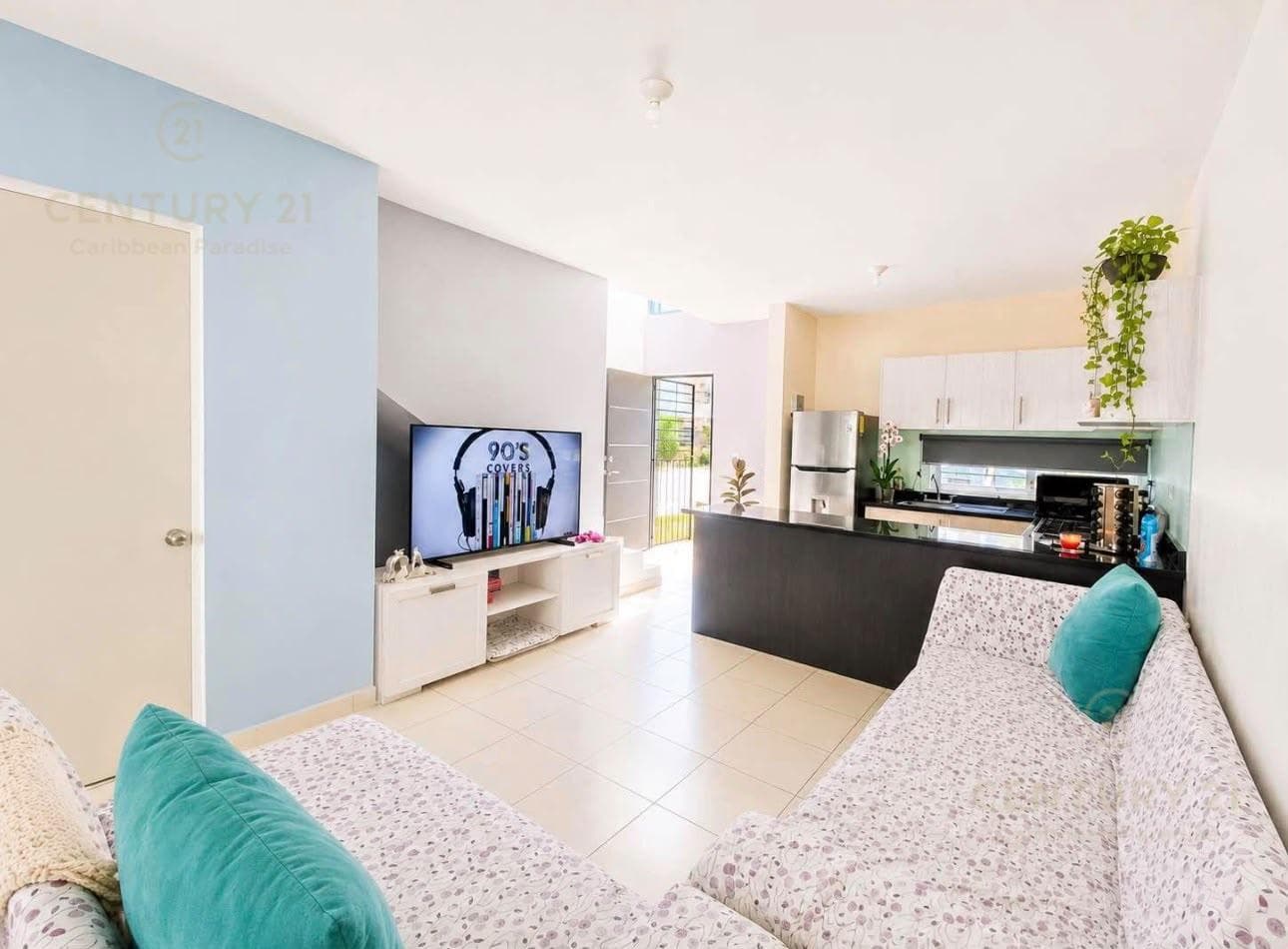 House for Sale in the Riviera Condominium, Playa del Carmen, P4610