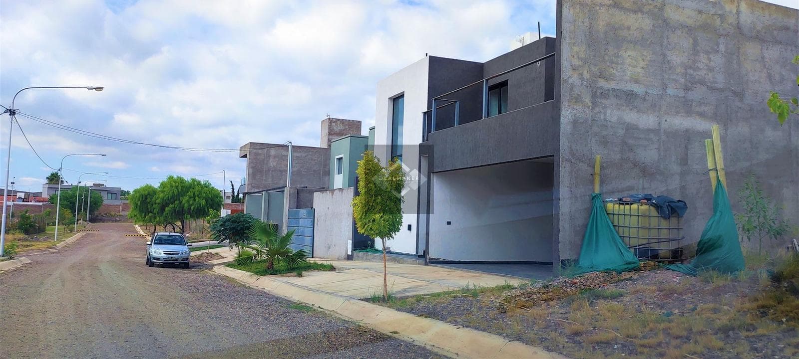 Lots suitable for duplexes in the Alta Mendoza II neighborhood