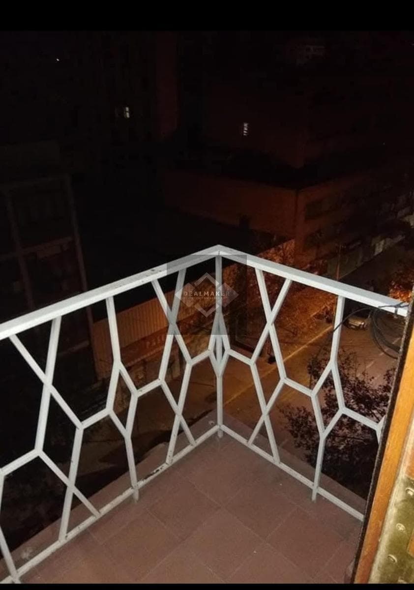 Apartment on G. Paz Street