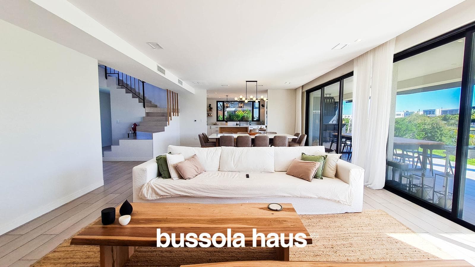 8-room house for sale with a pool in Ceibos Puertos Escobar