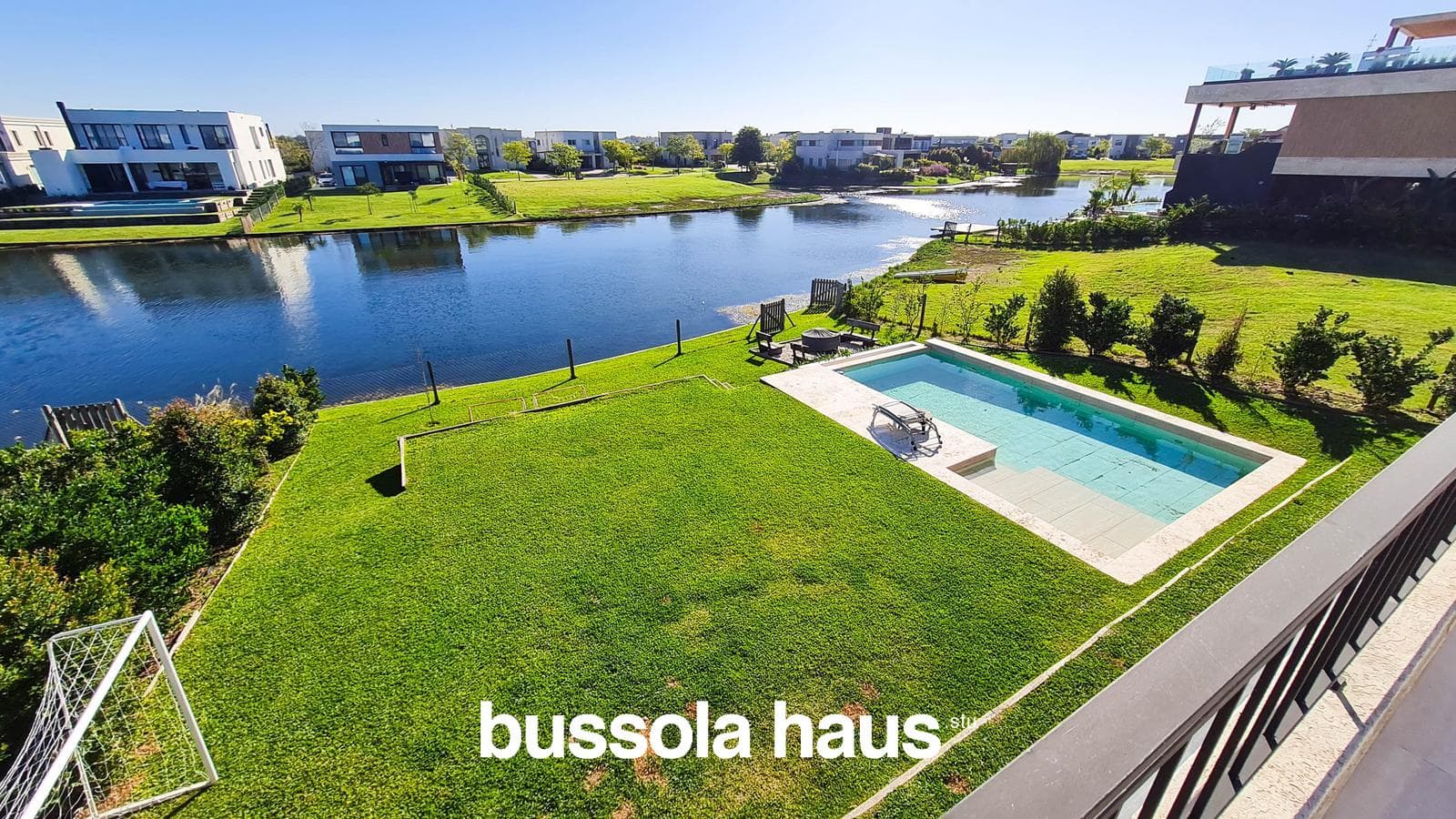 8-room house for sale with a pool in Ceibos Puertos Escobar