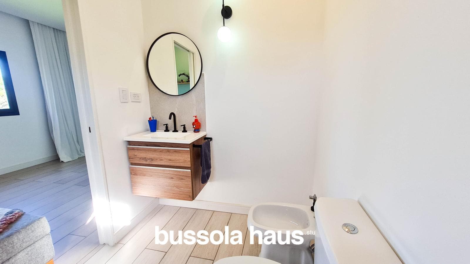8-room house for sale with a pool in Ceibos Puertos Escobar