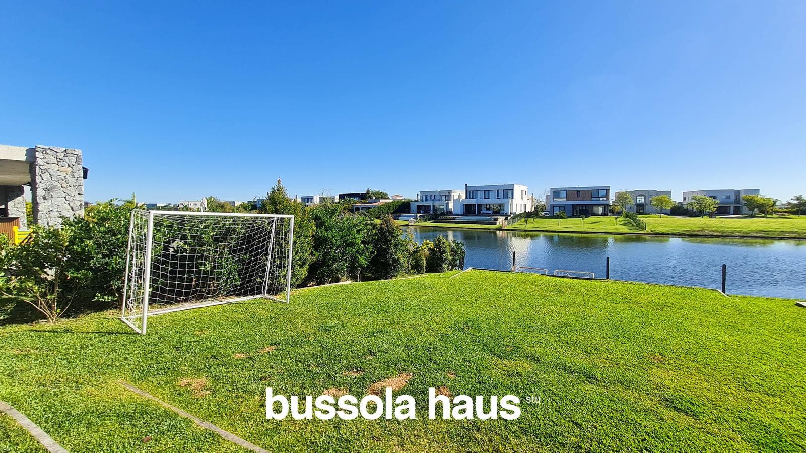 8-room house for sale with a pool in Ceibos Puertos Escobar