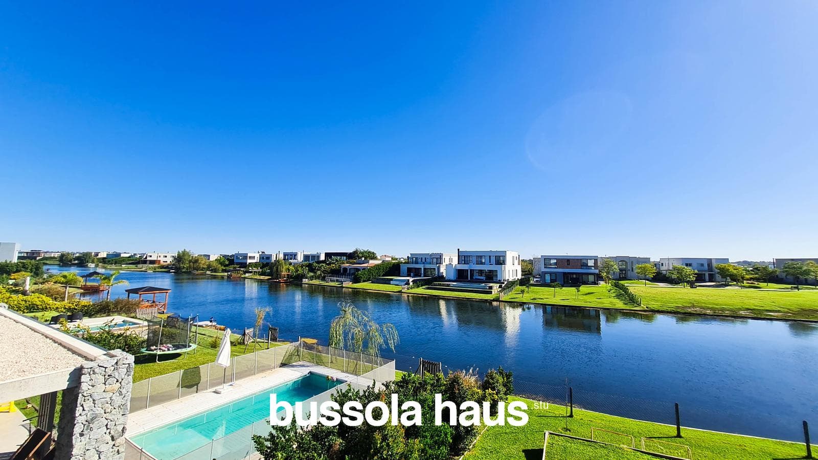 8-room house for sale with a pool in Ceibos Puertos Escobar