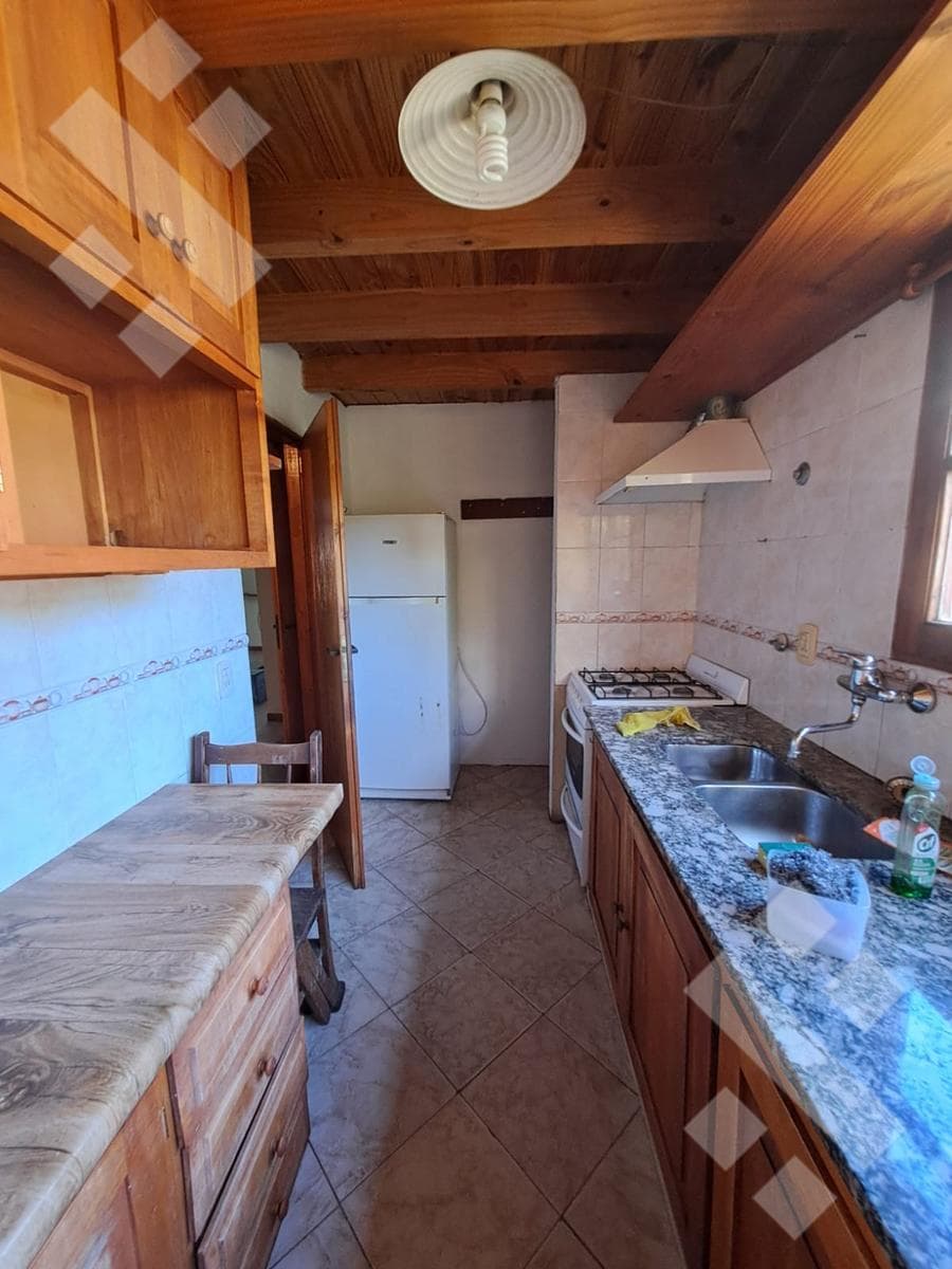 OPPORTUNITY: HOUSE AND APARTMENT in La Cascada