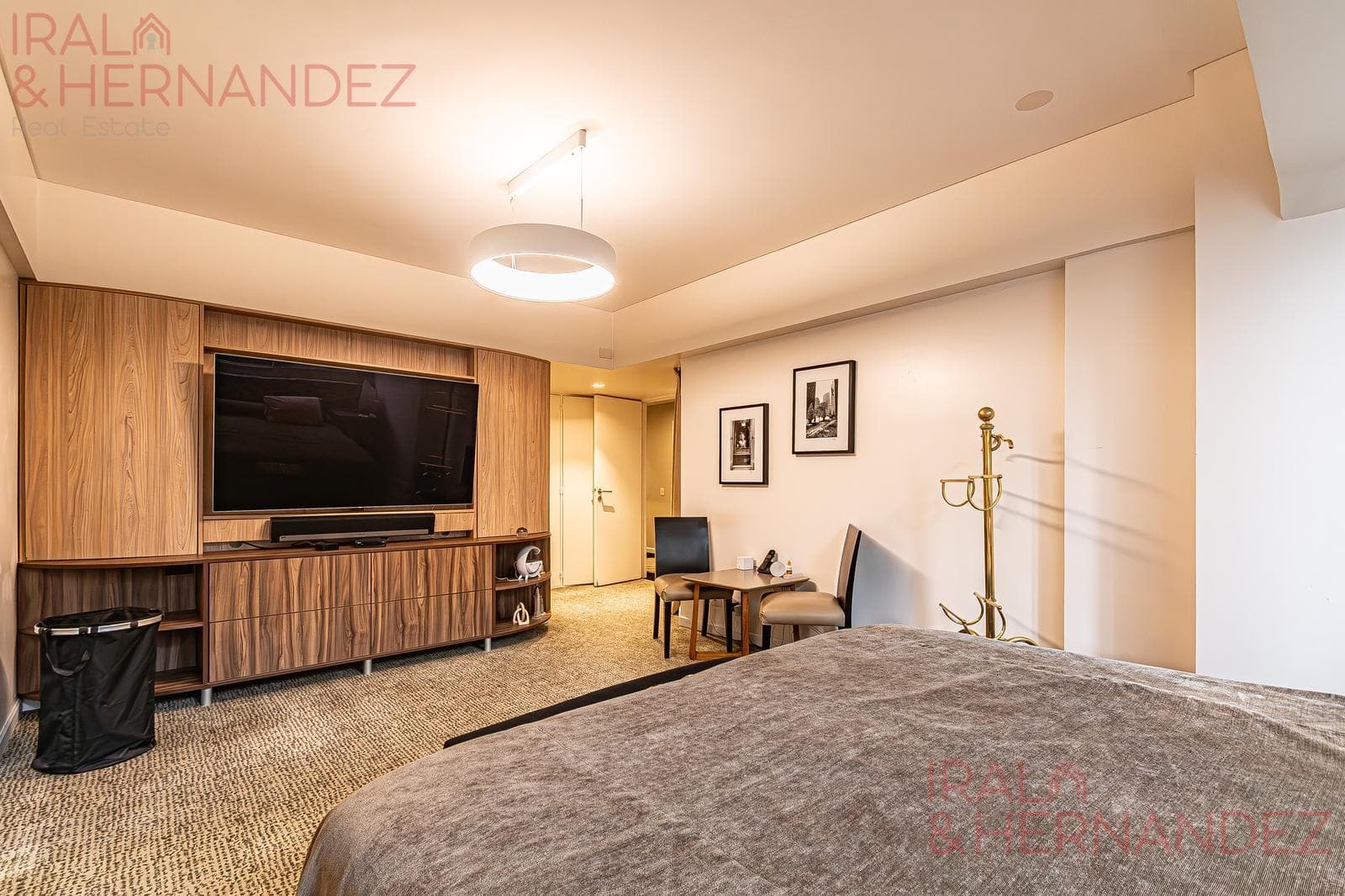 4-Room Apartment for Sale with Parking Space in Rosedal - Palermo