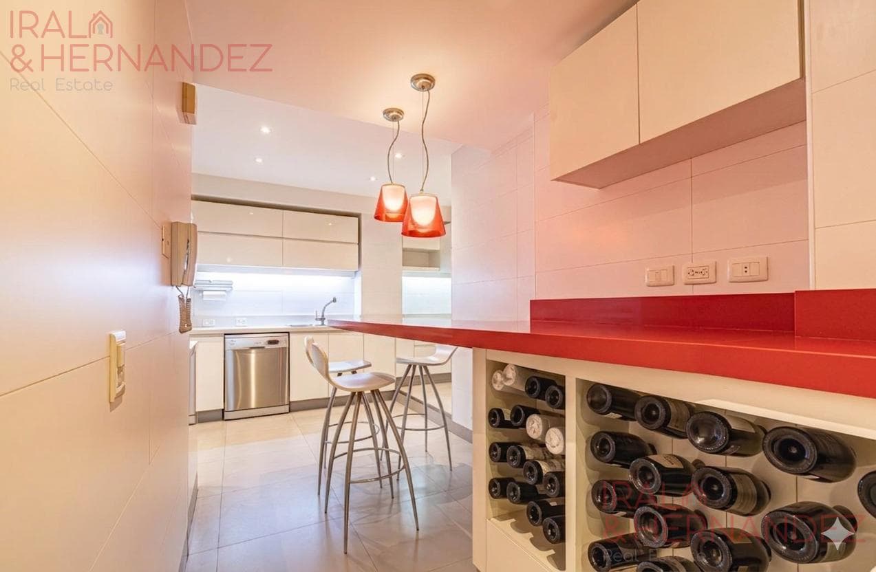 4-Room Apartment for Sale with Parking Space in Rosedal - Palermo