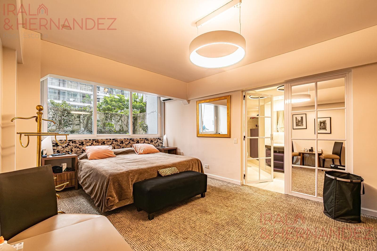 4-Room Apartment for Sale with Parking Space in Rosedal - Palermo