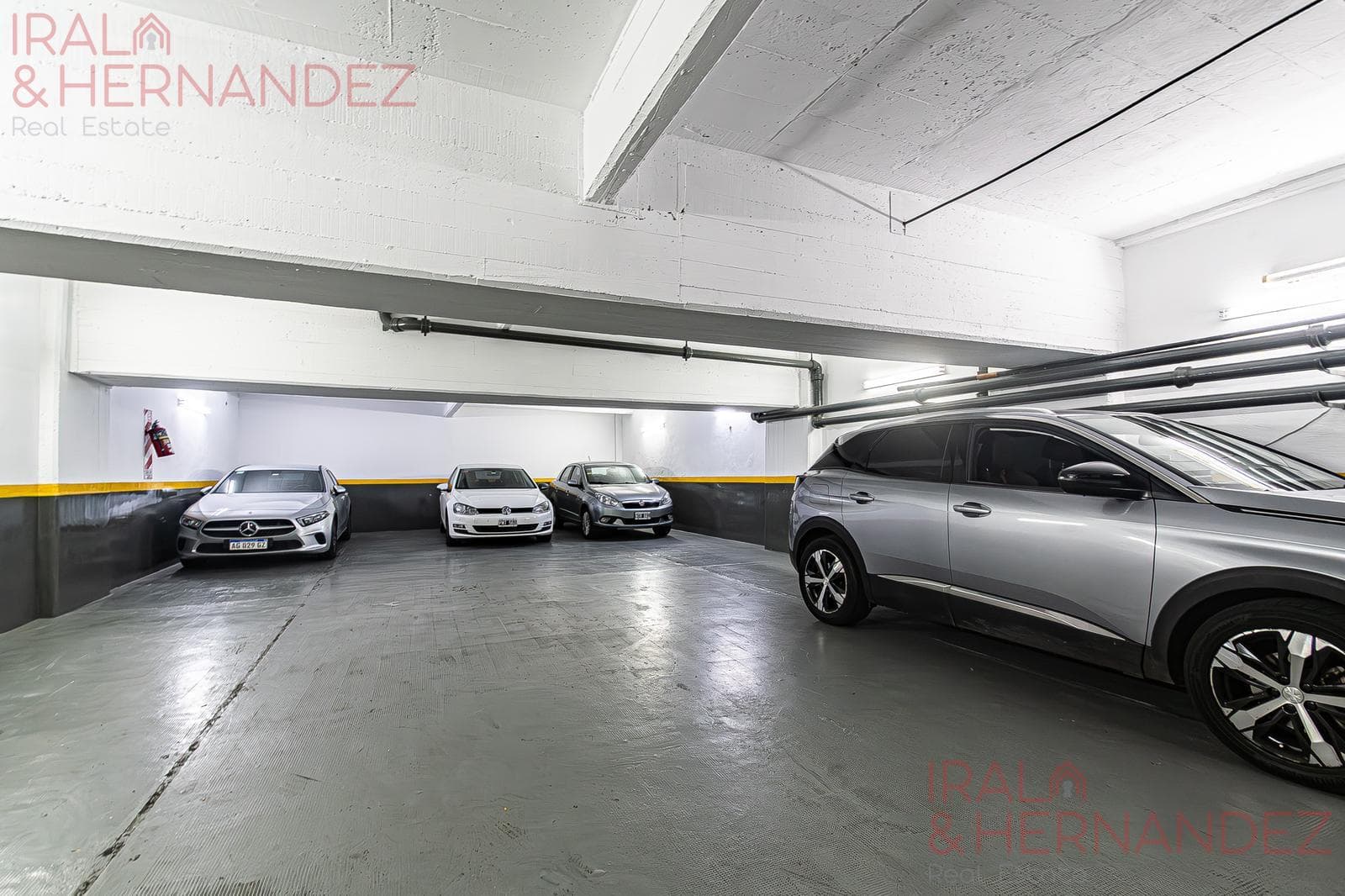 4-Room Apartment for Sale with Parking Space in Rosedal - Palermo