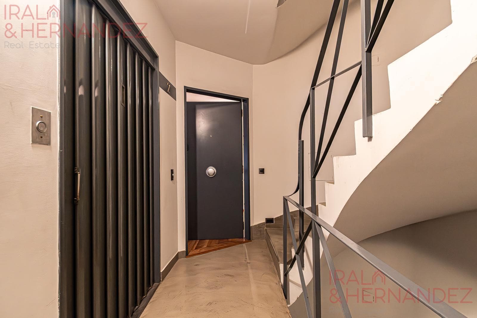 4-Room Apartment for Sale with Parking Space in Rosedal - Palermo