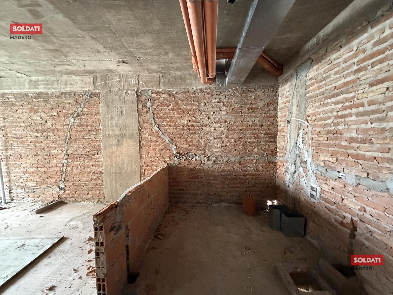 2-Room Apartment for Sale with Balcony - Chacarita