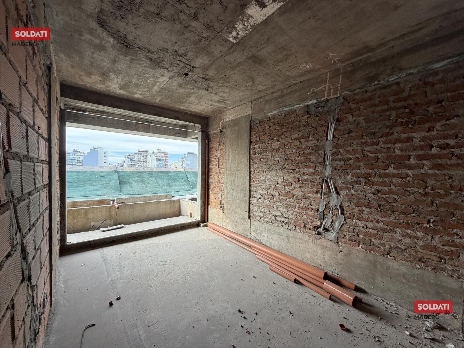 2-room Apartment for Sale with Balcony - Chacarita