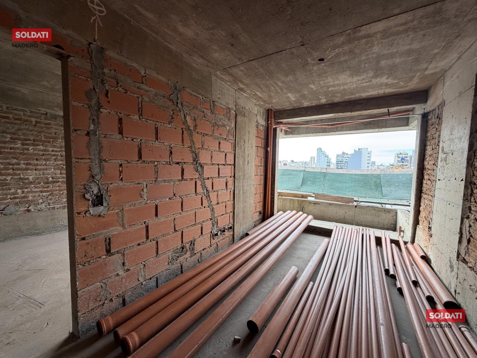 2-Room Apartment for Sale with Balcony - Chacarita