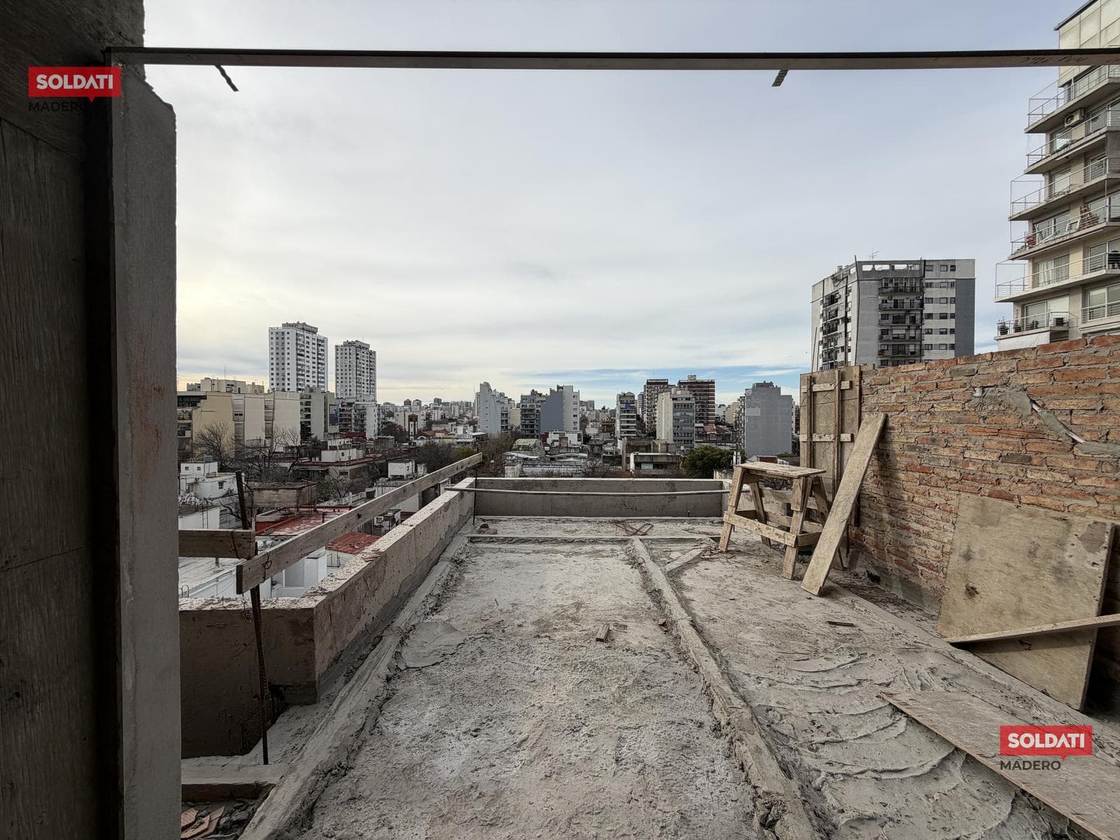 2-Room Apartment for Sale with Balcony - Chacarita