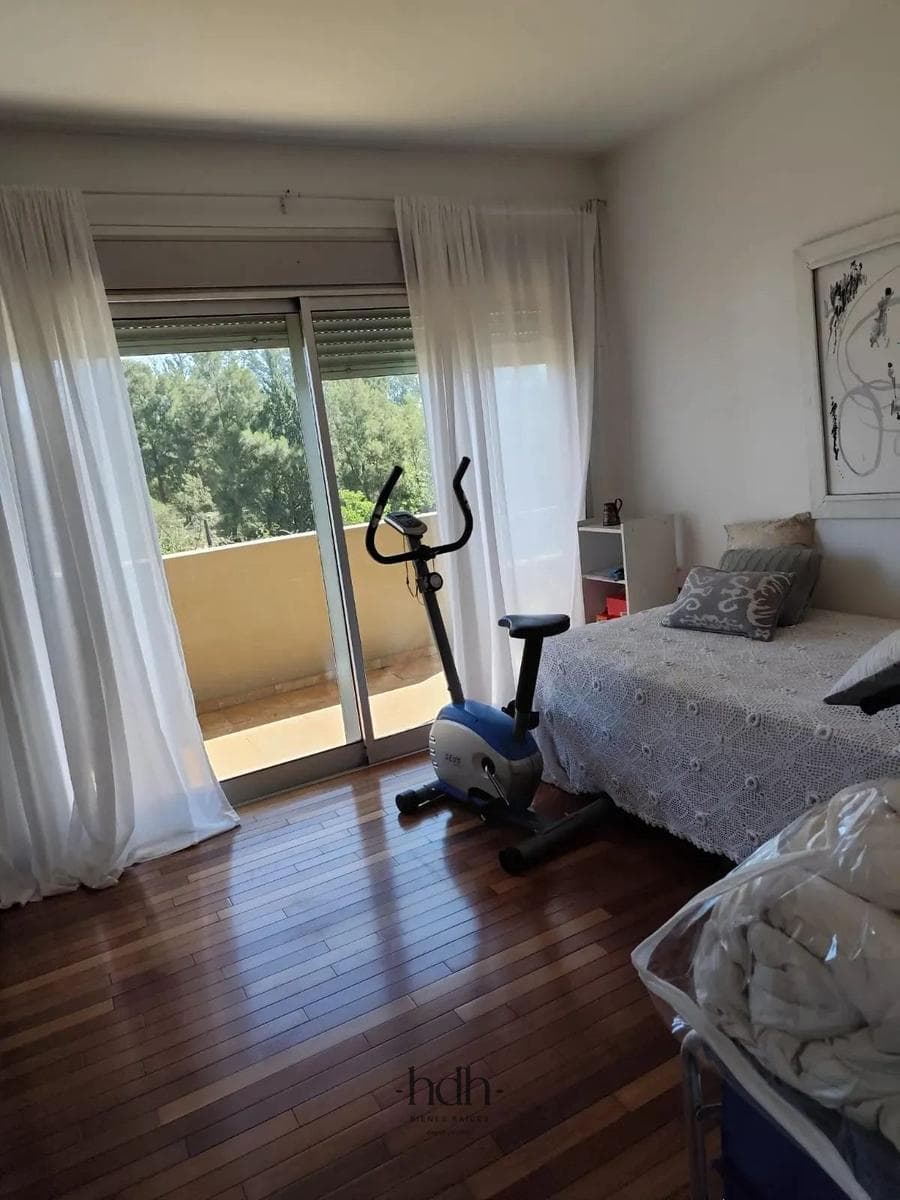 Mai TeI Apartment for Sale: 2 bedrooms, 1 bathroom, with garage; eligible for financing