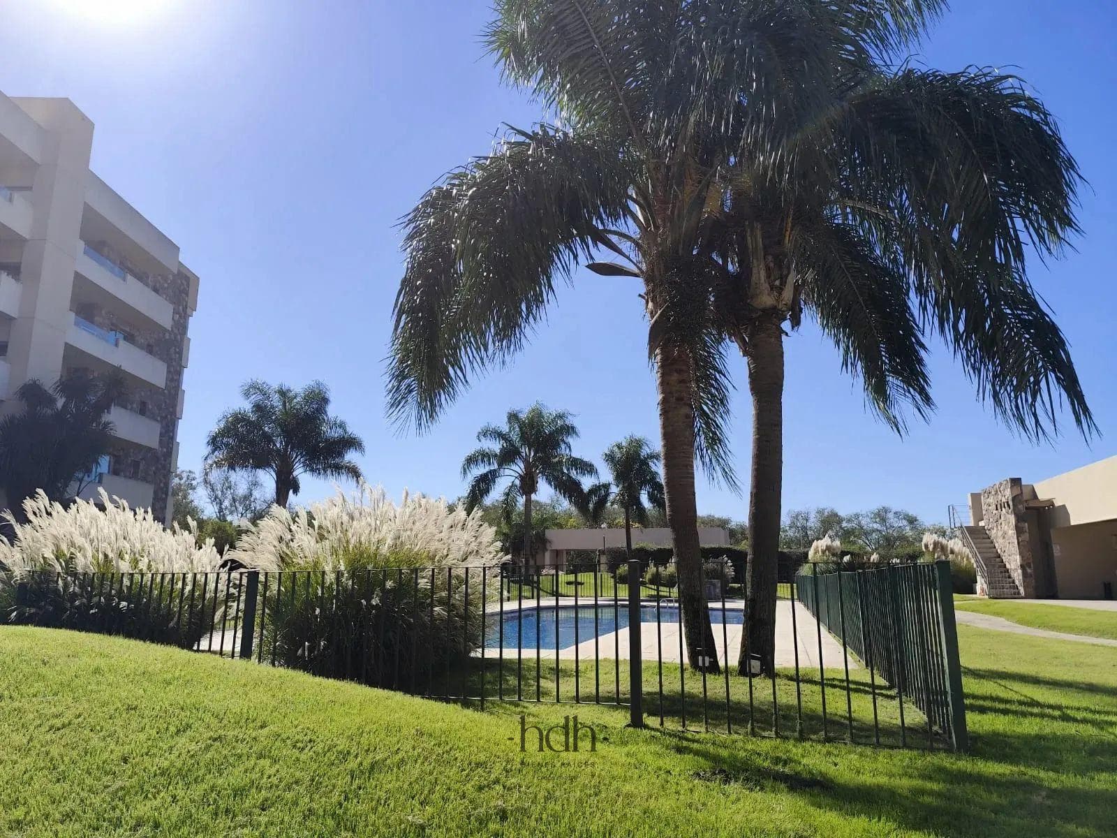 Mai TeI Apartment for Sale: 2 bedrooms, 1 bathroom, with garage; eligible for financing