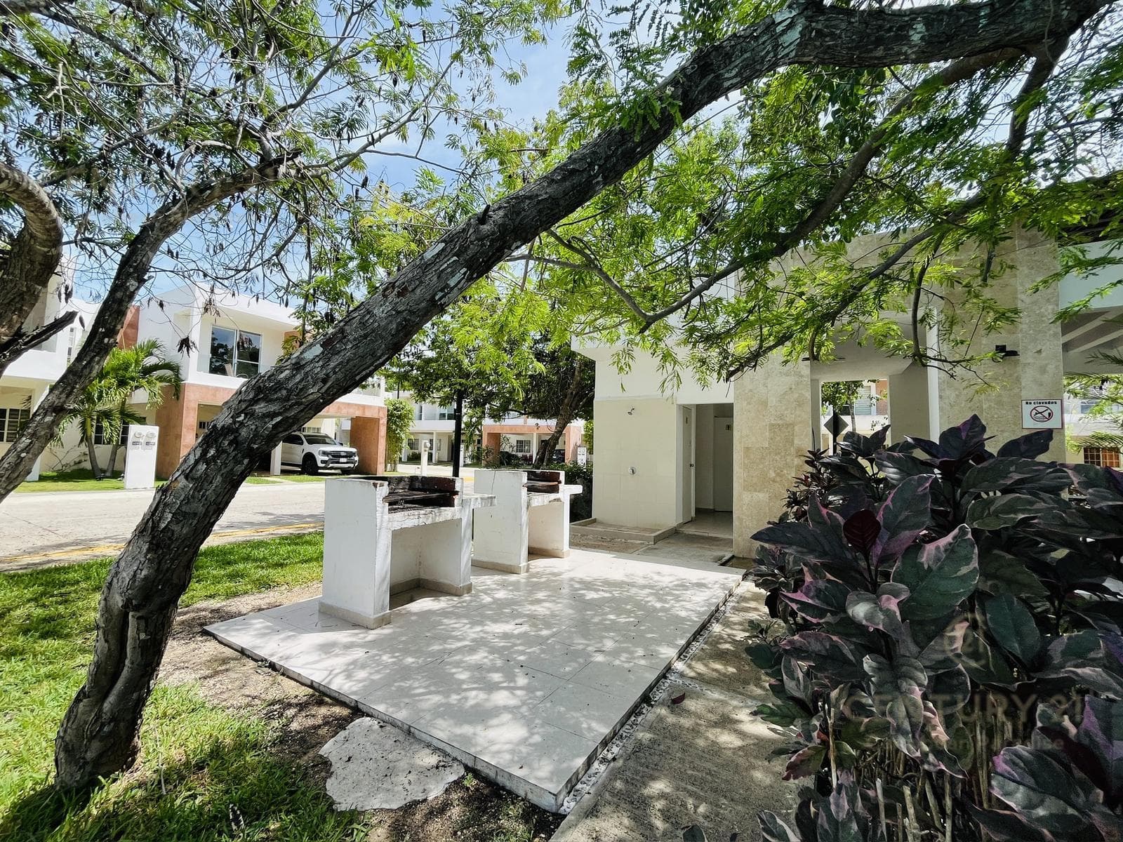 3-Bedroom House for Sale in Selvanova Coto 4B, Playa del Carmen P4589