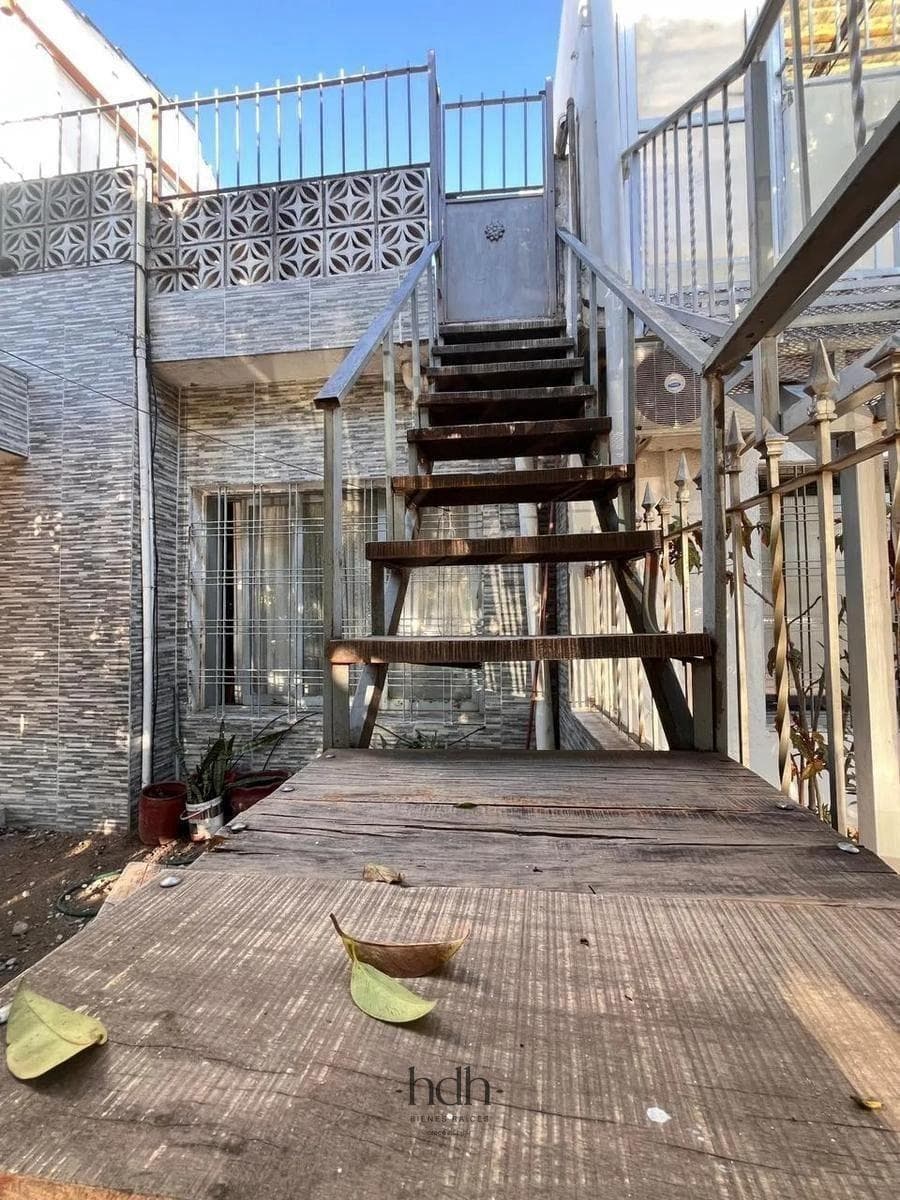 House for sale: 2 bedrooms, 1 bathroom, patio, plus an apartment