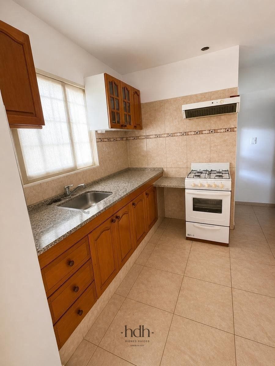 House for sale: 2 bedrooms, 1 bathroom, patio, plus an apartment