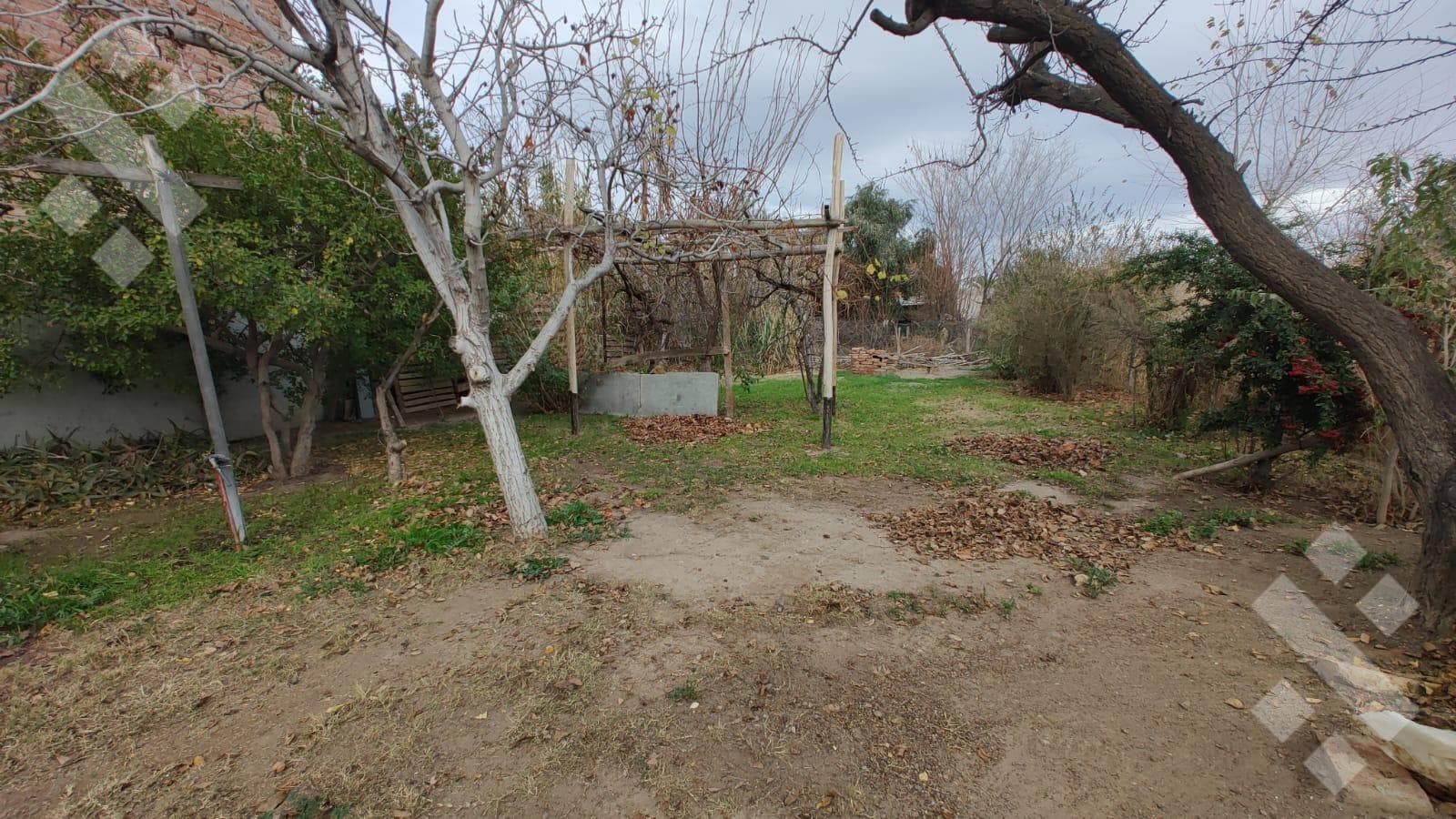 Land for Sale, with a property to be restored or demolished, Itte, Carro 1600, Neuquén Capital