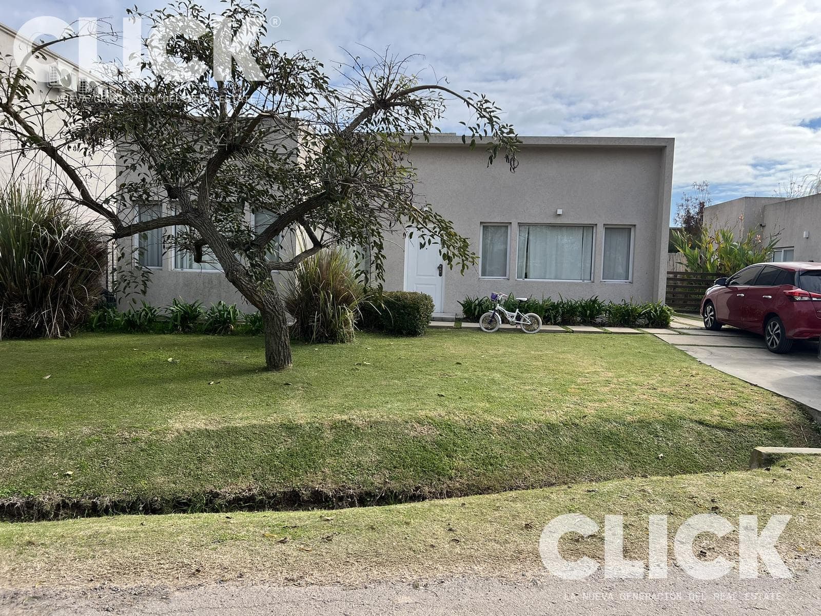 House for Sale in Los Arces