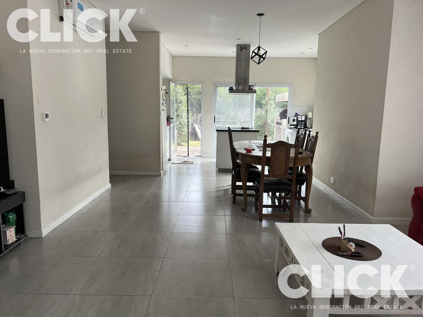 House for Sale in Los Arces