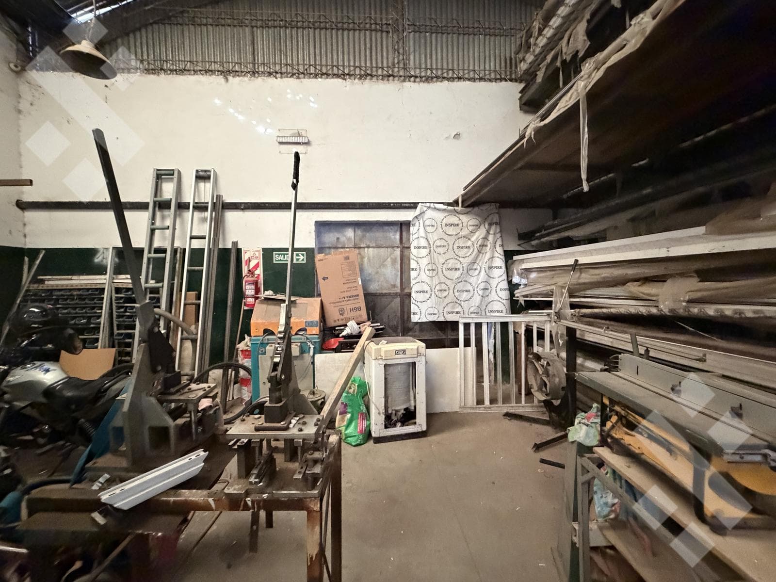 WAREHOUSE FOR SALE - RICCHIERI 300, NEUQUÉN