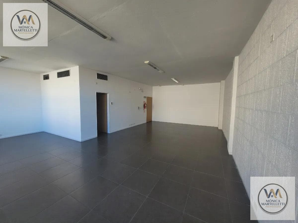 BEAUTIFUL, HIGH-END OFFICES ON THE 1ST AND 2ND FLOORS IN RAMOS MEJIA