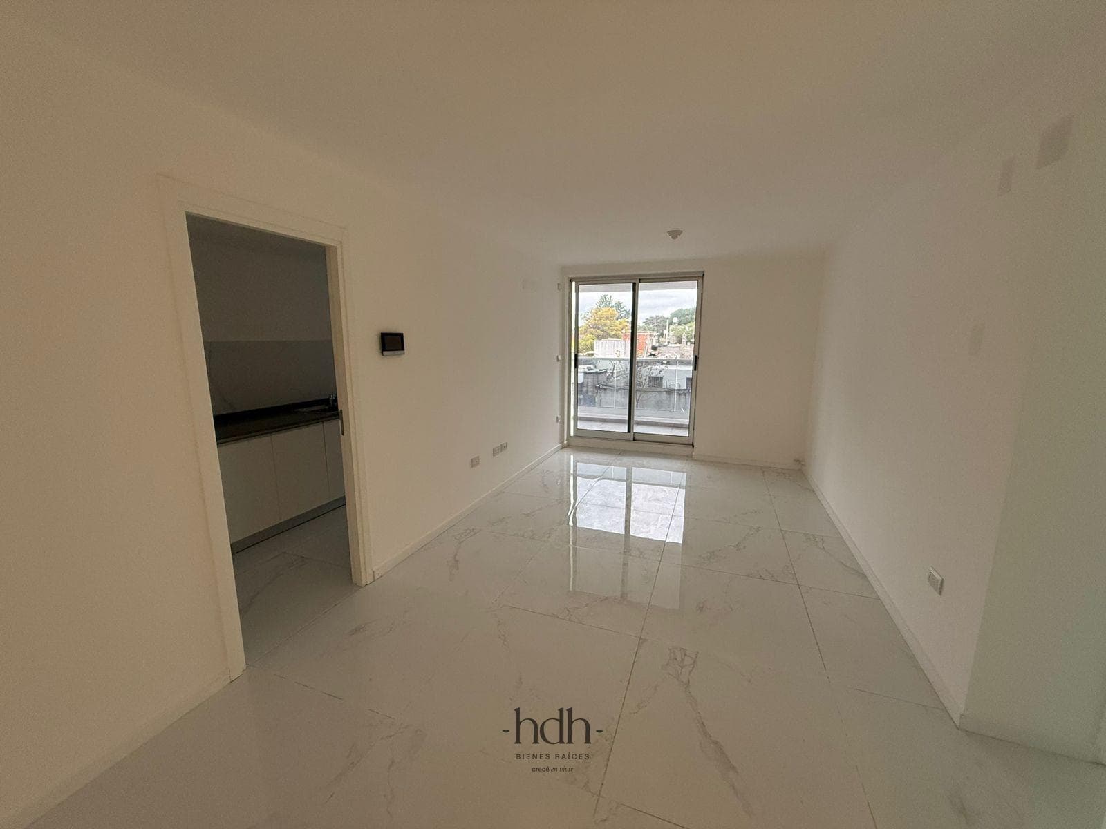 2-Bedroom, 2-Bathroom Apartment for Sale with High-End Amenities in Alto Alberdi