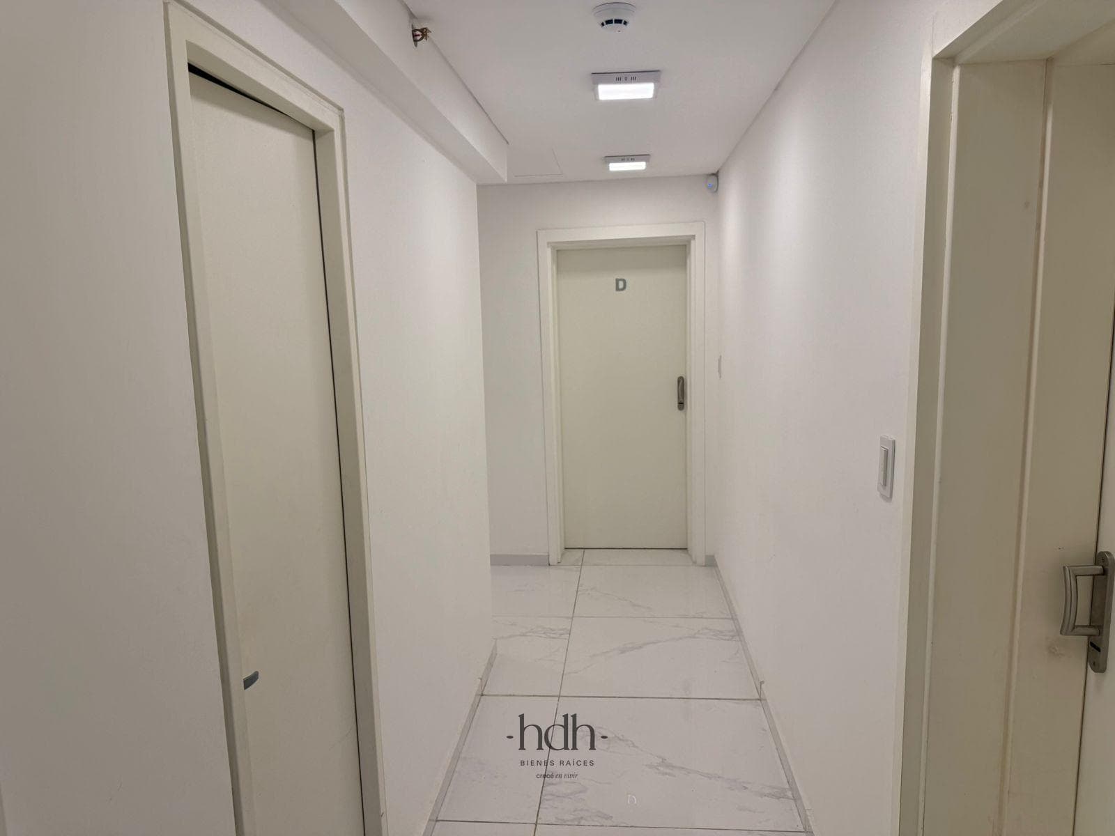 2-Bedroom, 2-Bathroom Apartment for Sale with High-End Amenities in Alto Alberdi
