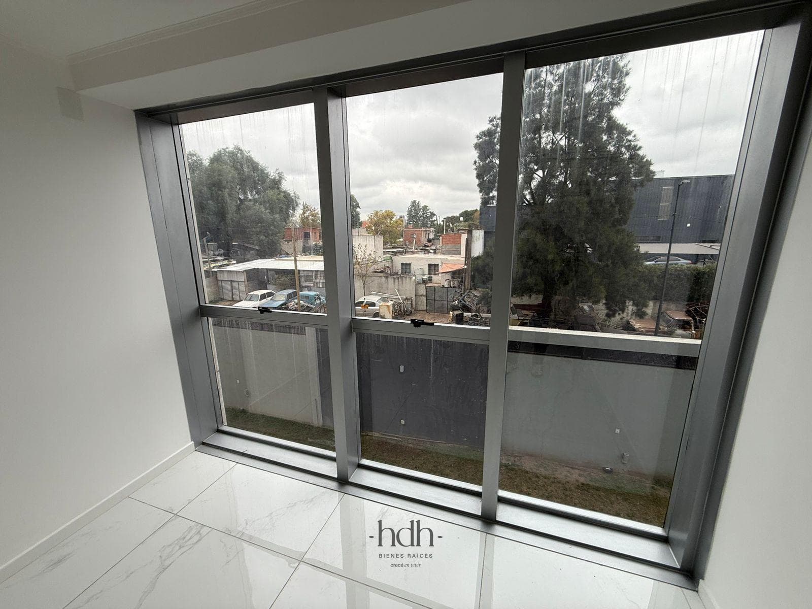 2-Bedroom, 2-Bathroom Apartment for Sale with High-End Amenities in Alto Alberdi