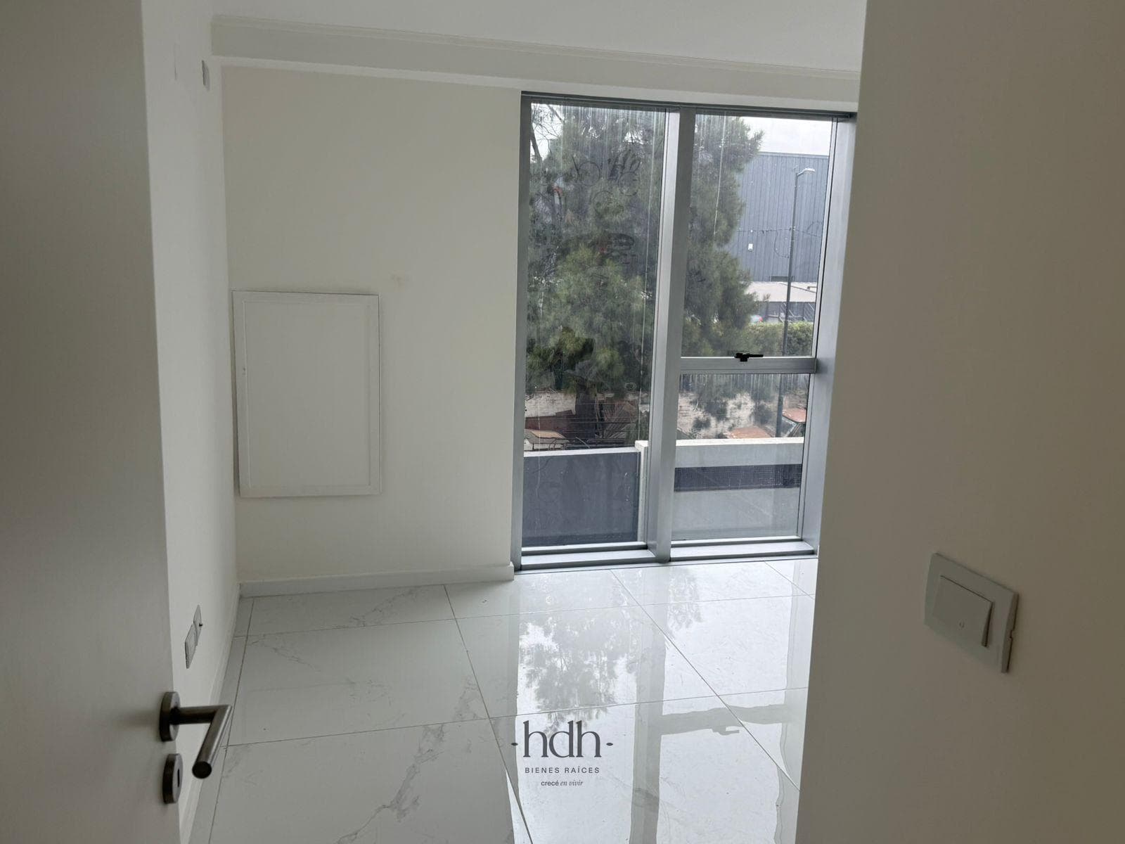 2-Bedroom, 2-Bathroom Apartment for Sale with High-End Amenities in Alto Alberdi