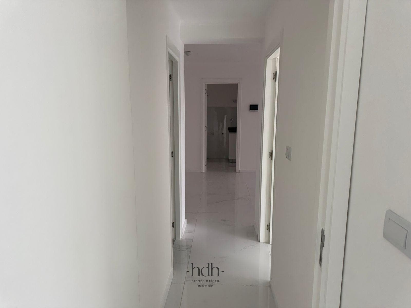 2-Bedroom, 2-Bathroom Apartment for Sale with High-End Amenities in Alto Alberdi
