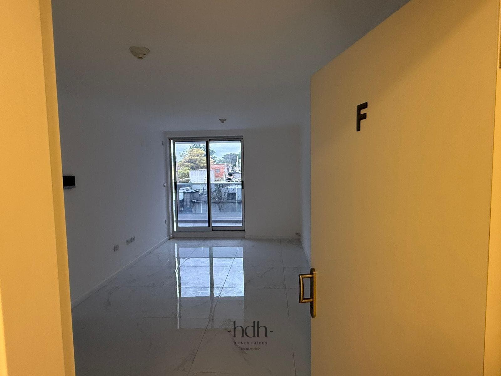 2-Bedroom, 2-Bathroom Apartment for Sale with High-End Amenities in Alto Alberdi