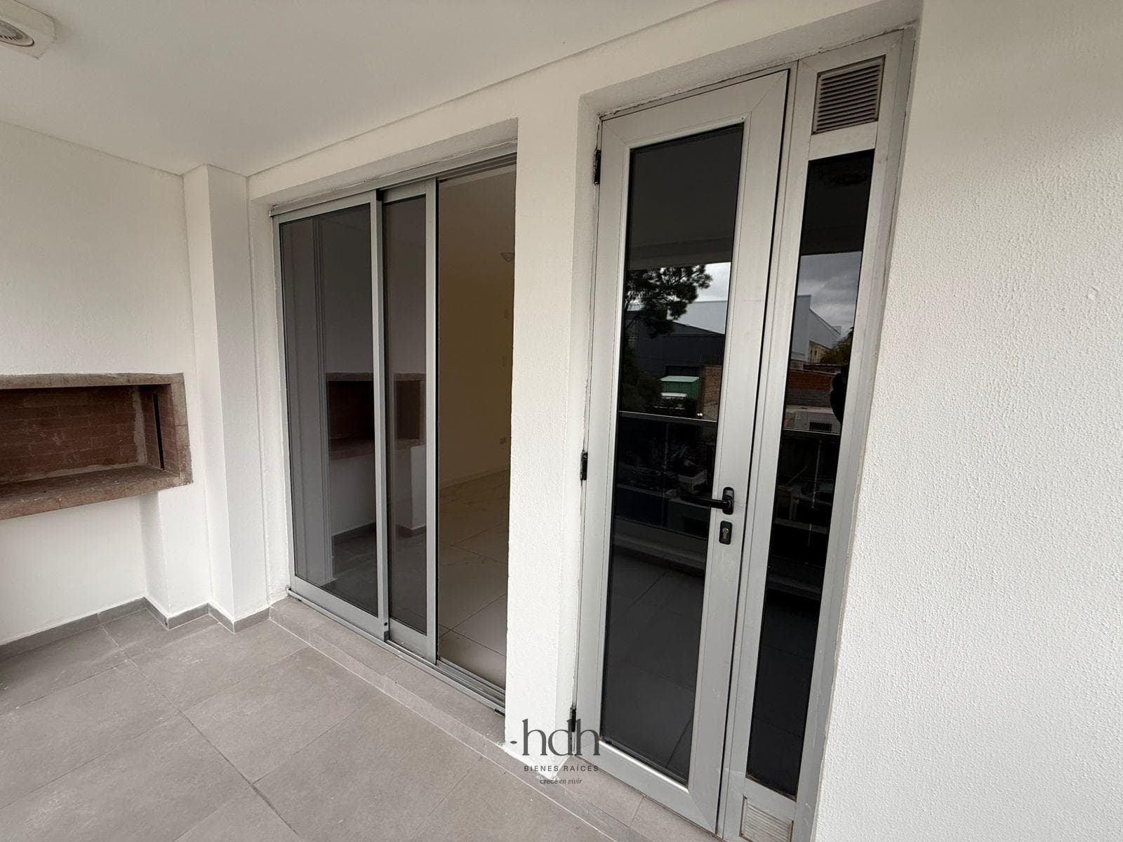 2-Bedroom, 2-Bathroom Apartment for Sale with High-End Amenities in Alto Alberdi