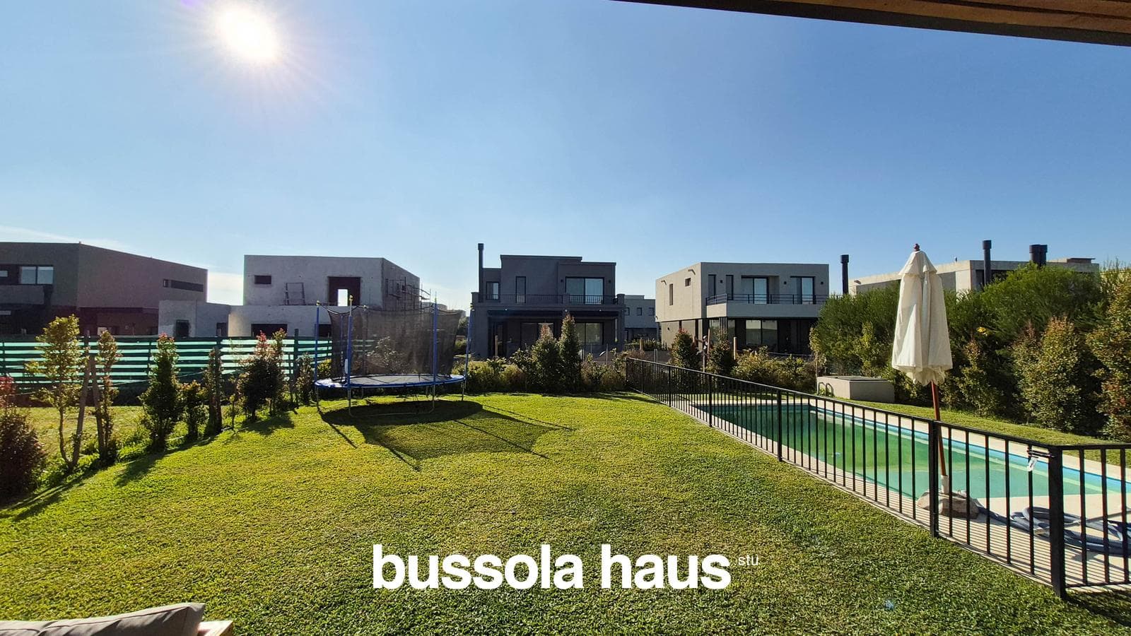 6-room house for sale with a pool in Araucarias, Puertos Escobar