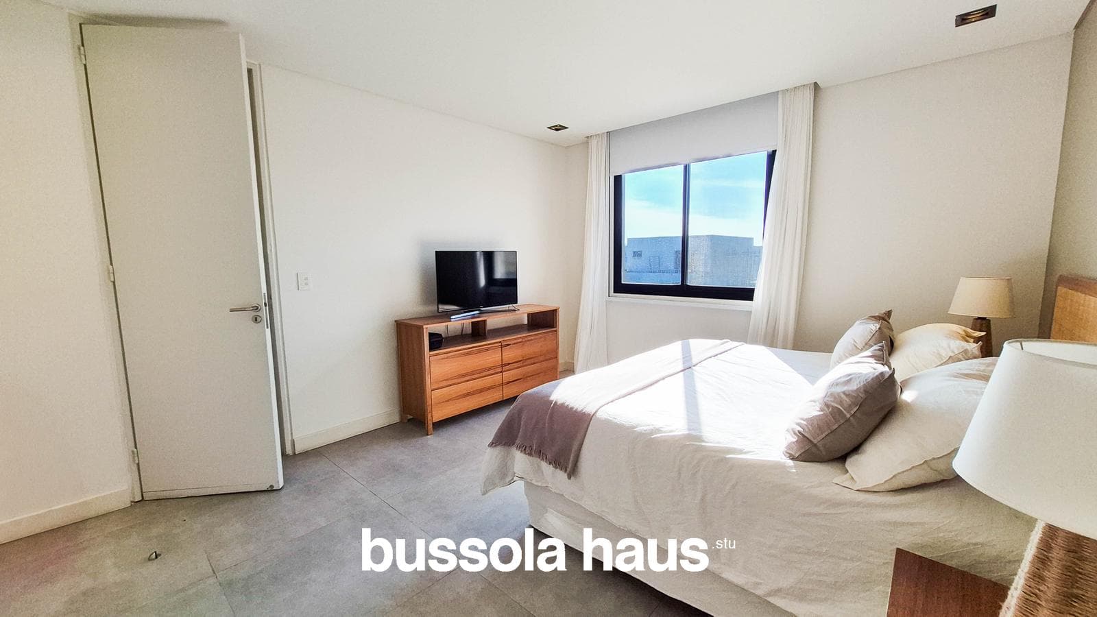 6-room house for sale with a pool in Araucarias, Puertos Escobar