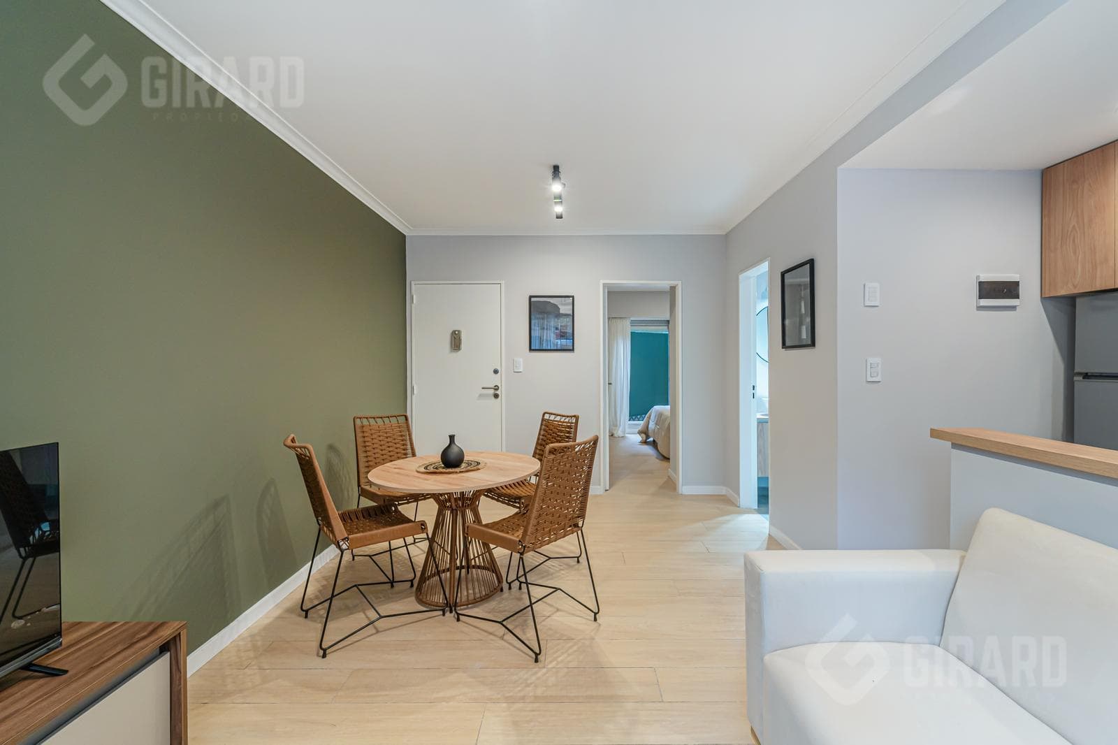 2-Room Apartment for Sale in the Paseo Aldrey Area