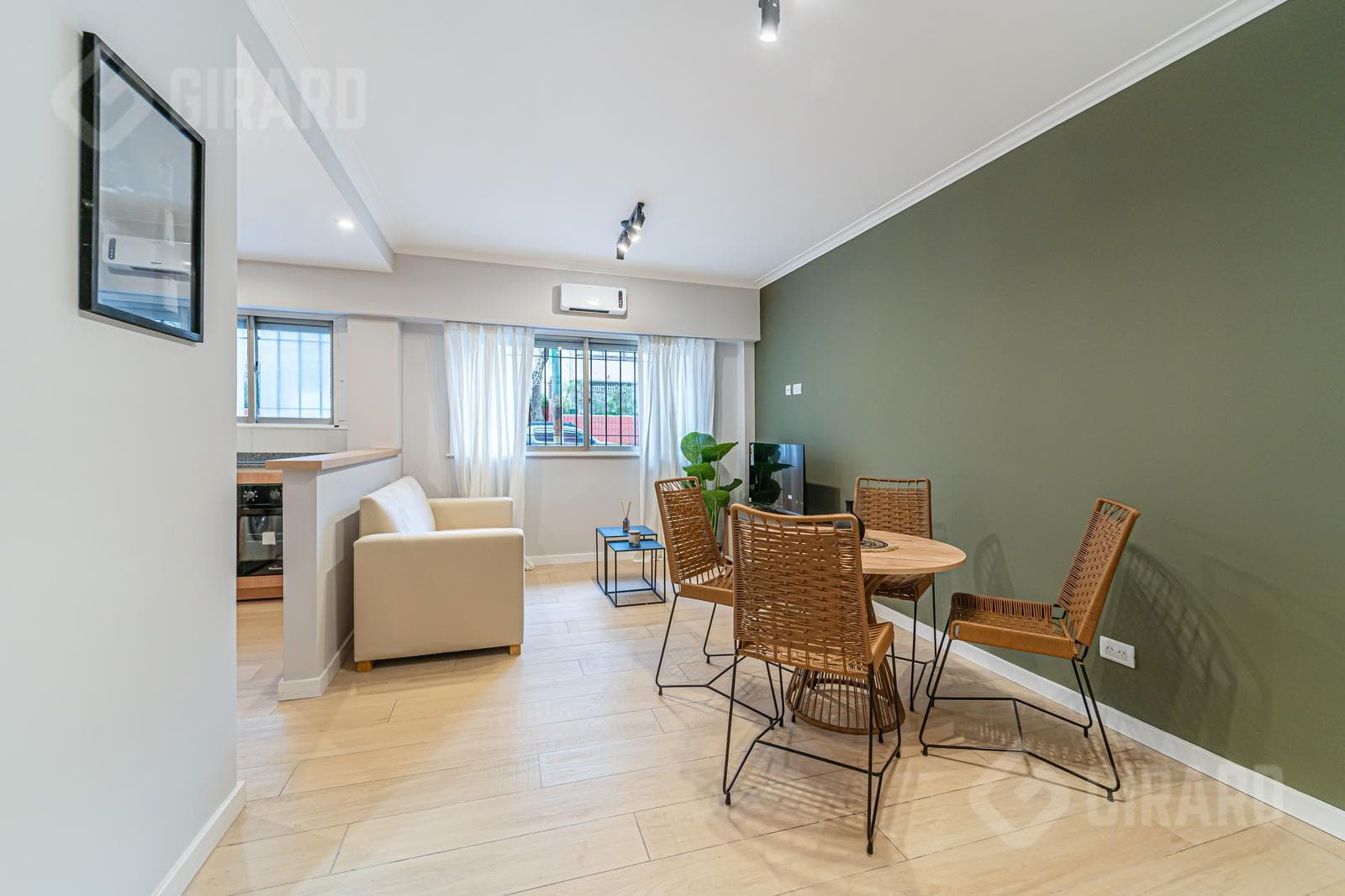 2-Room Apartment for Sale in the Paseo Aldrey Area