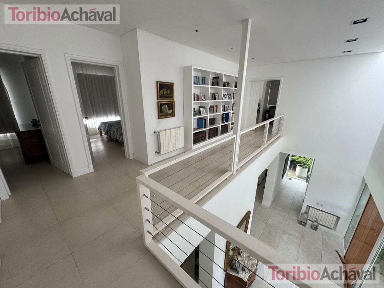 7-room HOUSE ON THE WATER, for rent in Barbarita
