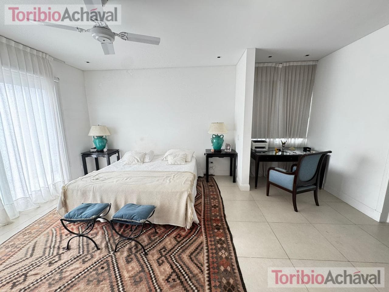 7-room HOUSE ON THE WATER, for rent in Barbarita