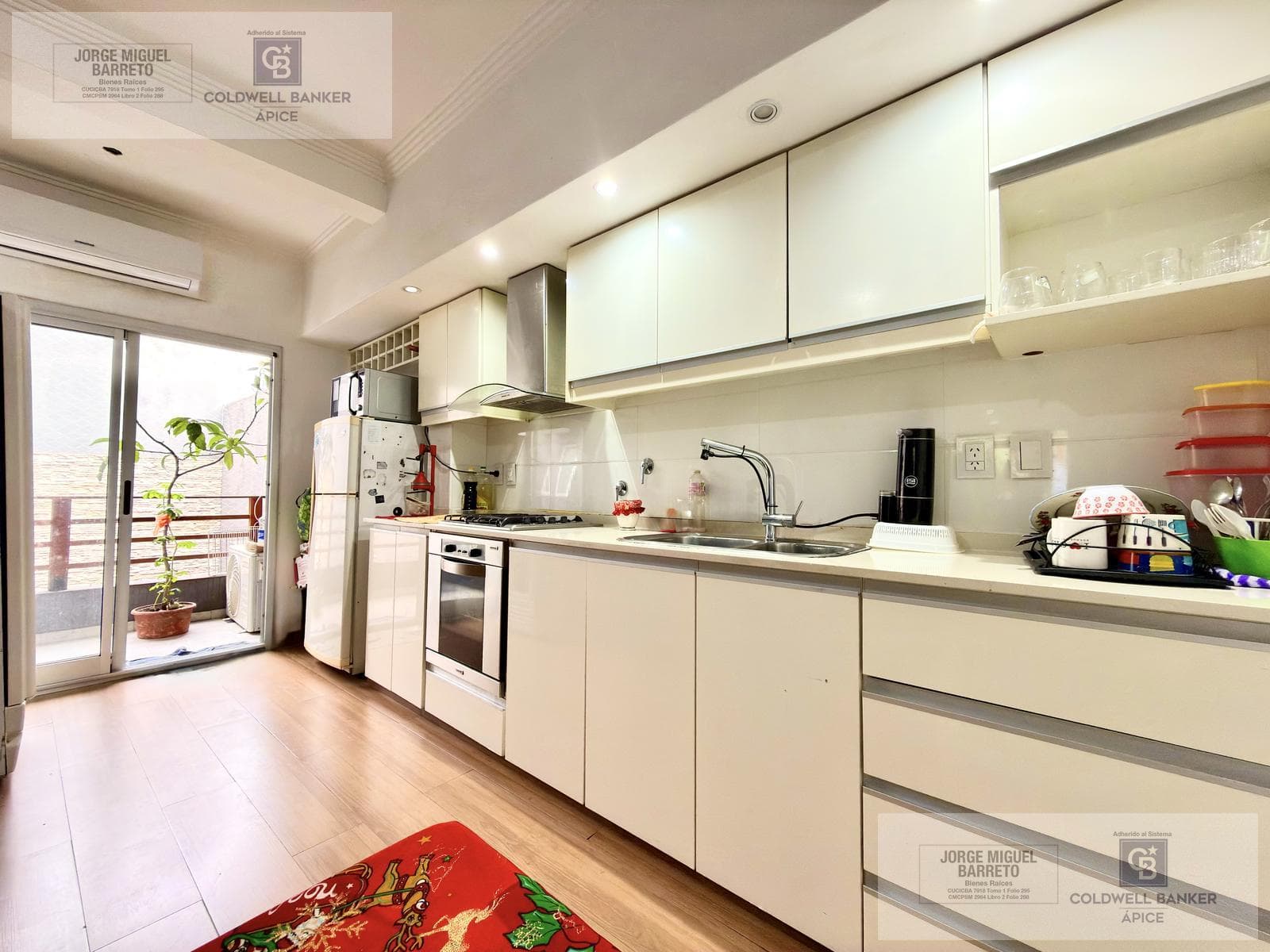 3-Room Apartment in Villa Devoto, Street-Facing with Balcony, No Maintenance Fees, Financing Available