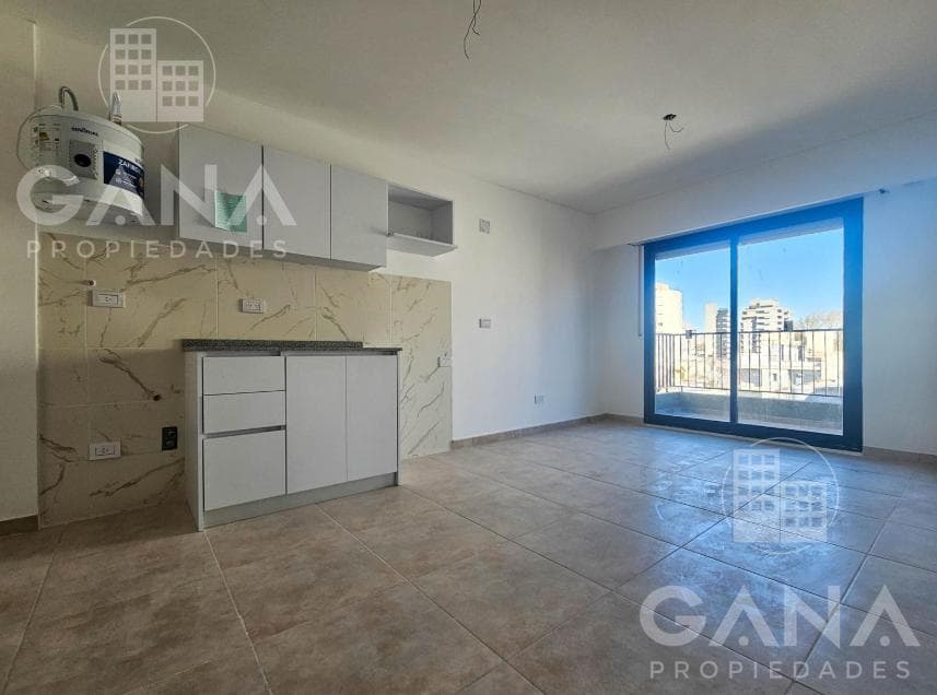 Brand-new studio apartment for sale with a balcony. University District. Ideal for investors.