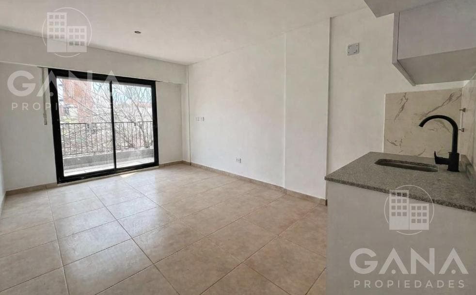 Brand-new studio apartment for sale with a balcony. University District. Ideal for investors.